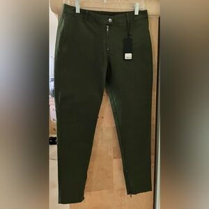 NWT Carmar Women’s Dark Army Green Skinny Low-Rise Pants